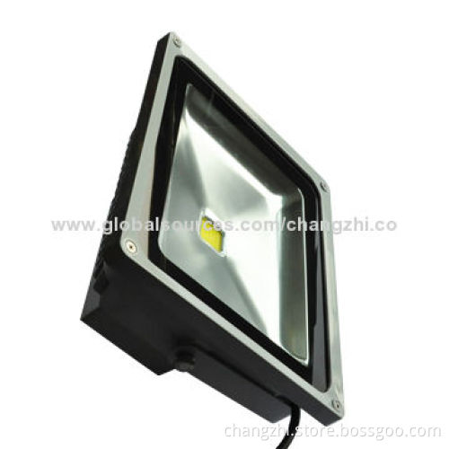 LED Floodlight, 12/24V AC or 85 to 260V DC Voltage, 50W Power Consumption